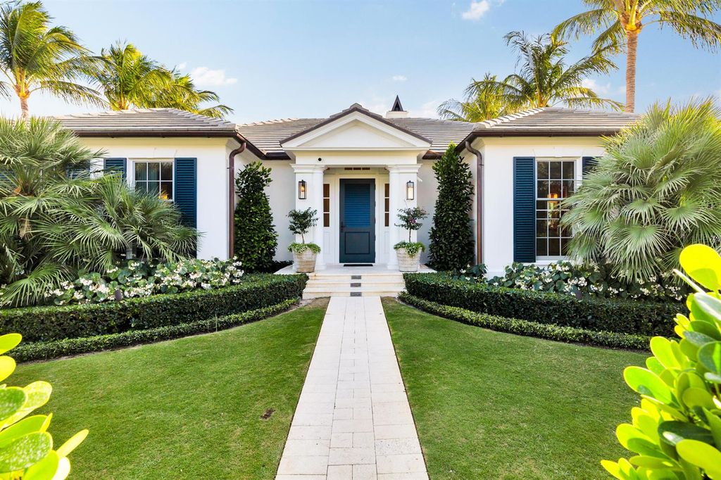 216 Sandpiper Drive, Palm Beach, FL 33480