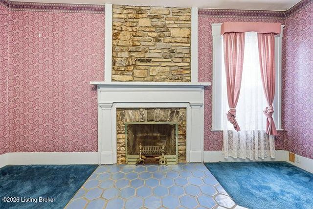 1920 Glensboro Rd, Lawrenceburg, KY 40342