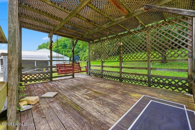 1920 Glensboro Rd, Lawrenceburg, KY 40342