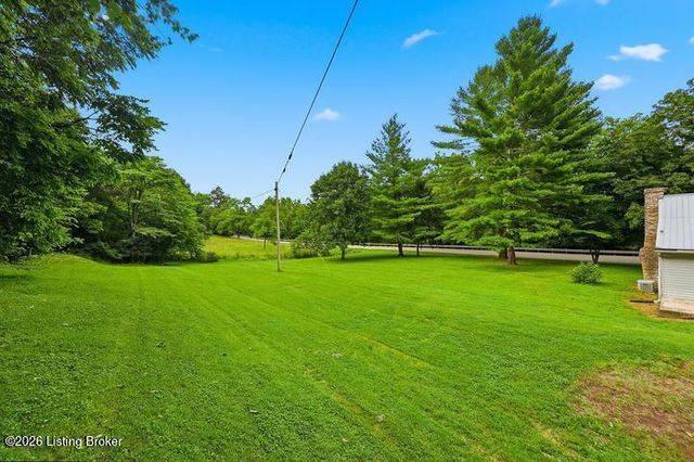 1920 Glensboro Rd, Lawrenceburg, KY 40342