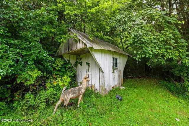 1920 Glensboro Rd, Lawrenceburg, KY 40342