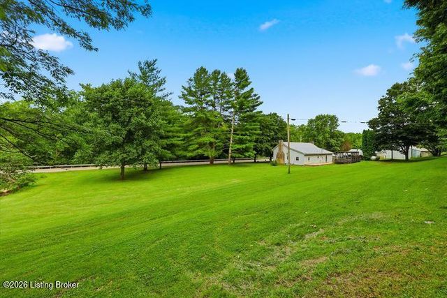 1920 Glensboro Rd, Lawrenceburg, KY 40342