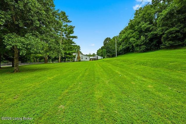 1920 Glensboro Rd, Lawrenceburg, KY 40342