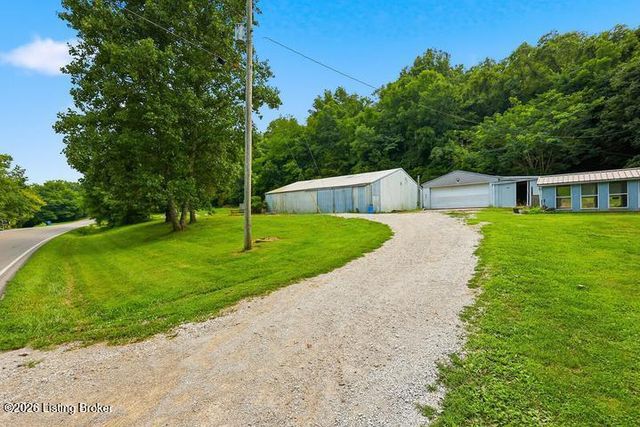 1920 Glensboro Rd, Lawrenceburg, KY 40342