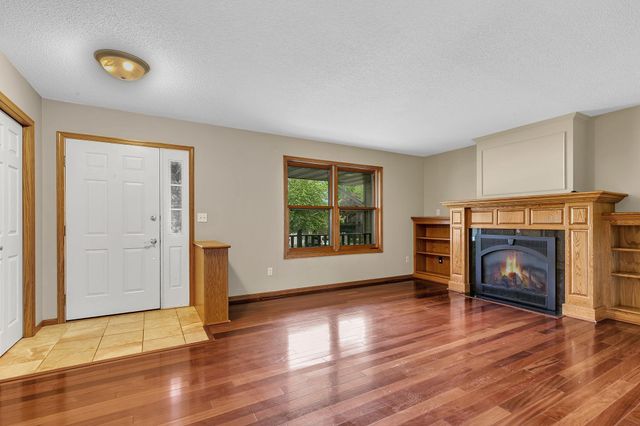 1812 Haller Way, Saint Cloud, MN 56301