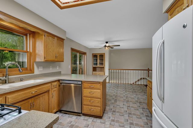 1812 Haller Way, Saint Cloud, MN 56301