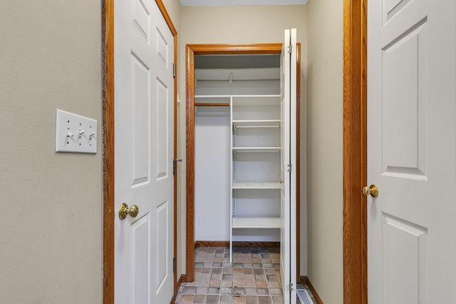 1812 Haller Way, Saint Cloud, MN 56301