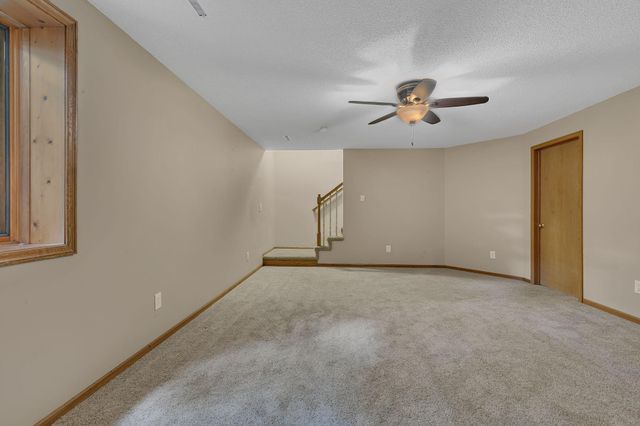 1812 Haller Way, Saint Cloud, MN 56301