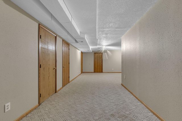 1812 Haller Way, Saint Cloud, MN 56301