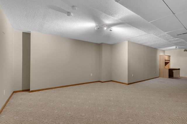 1812 Haller Way, Saint Cloud, MN 56301
