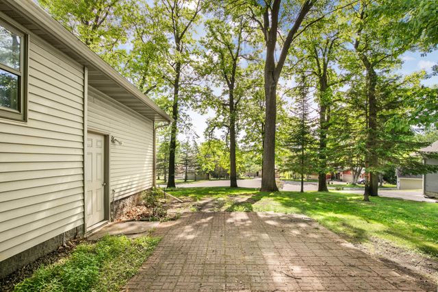 1812 Haller Way, Saint Cloud, MN 56301