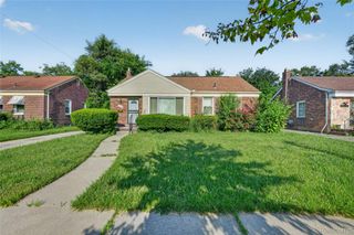 20201 Lesure Street, Detroit, MI 48235
