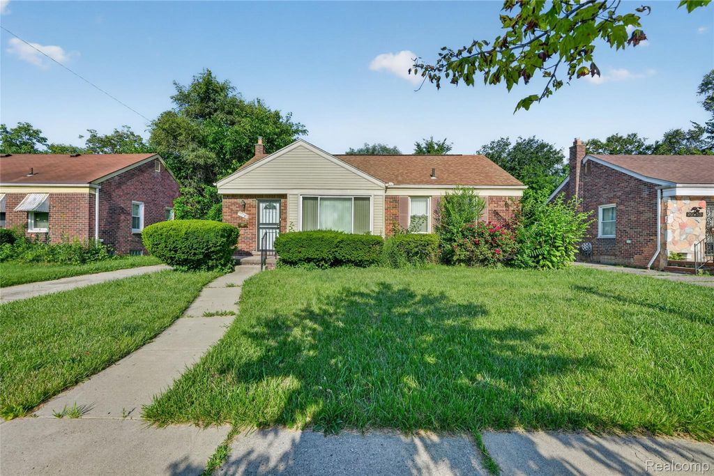 20201 Lesure Street, Detroit, MI 48235