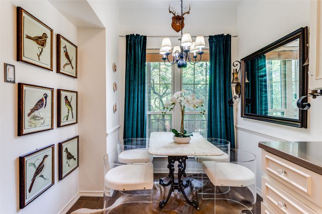 4312 Bellaire Drive S 204, Fort Worth, TX 76109