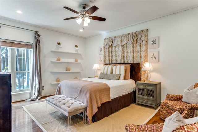 4312 Bellaire Drive S 204, Fort Worth, TX 76109