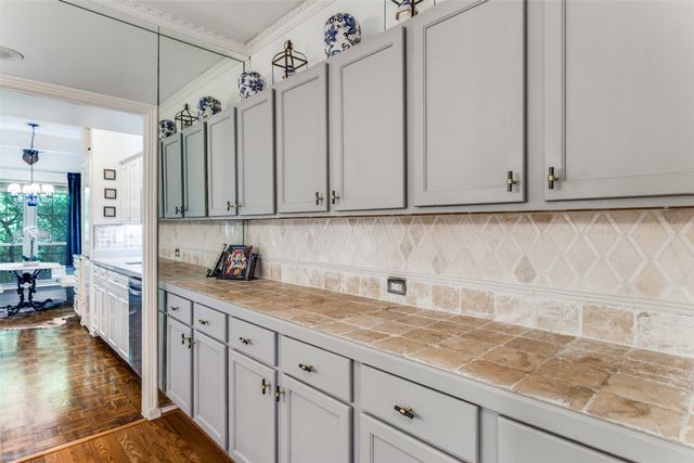 4312 Bellaire Drive S 204, Fort Worth, TX 76109