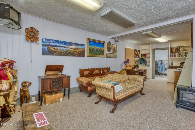 1723 Euclid Ave Avenue, Bristol, VA 24201