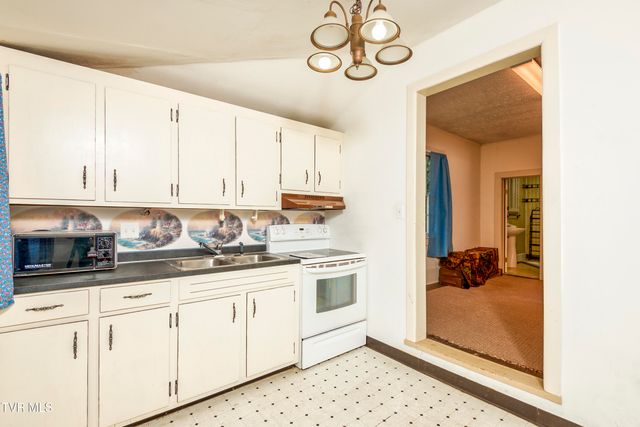 1723 Euclid Ave Avenue, Bristol, VA 24201