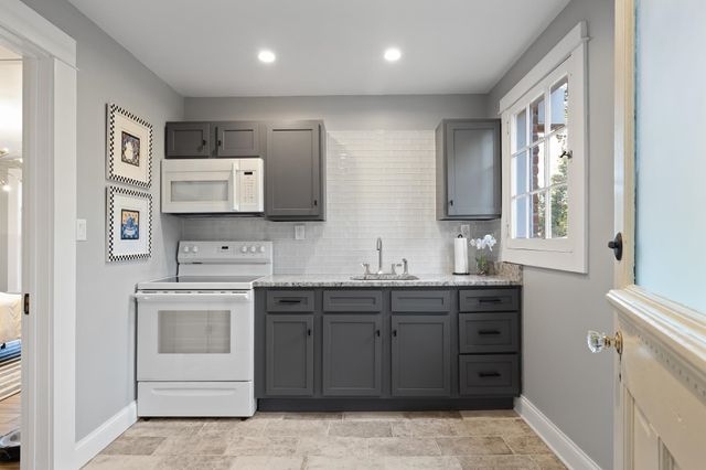 2962 MIDLAND AVE, Memphis, TN 38111