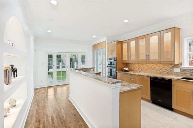 6166 Goliad Avenue, Dallas, TX 75214