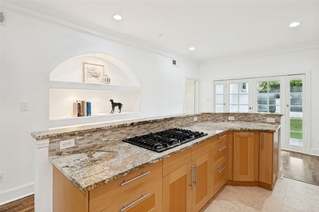 6166 Goliad Avenue, Dallas, TX 75214