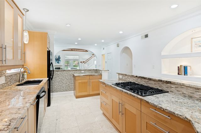 6166 Goliad Avenue, Dallas, TX 75214