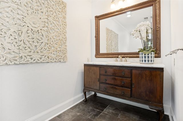 6166 Goliad Avenue, Dallas, TX 75214