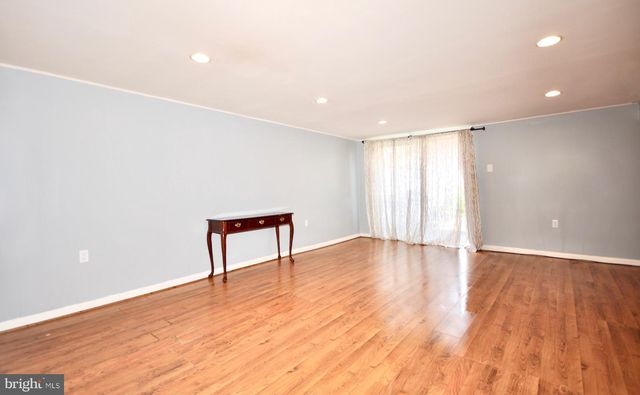 7307 MERGANSER PL, Philadelphia, PA 19153