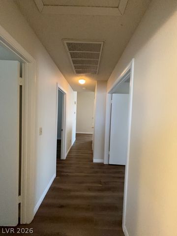 3927 Broken Oak Lane, North Las Vegas, NV 89032