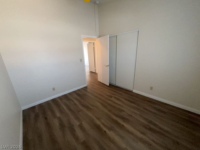 3927 Broken Oak Lane, North Las Vegas, NV 89032