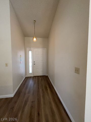 3927 Broken Oak Lane, North Las Vegas, NV 89032