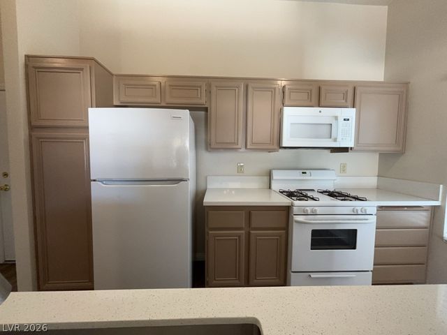 3927 Broken Oak Lane, North Las Vegas, NV 89032