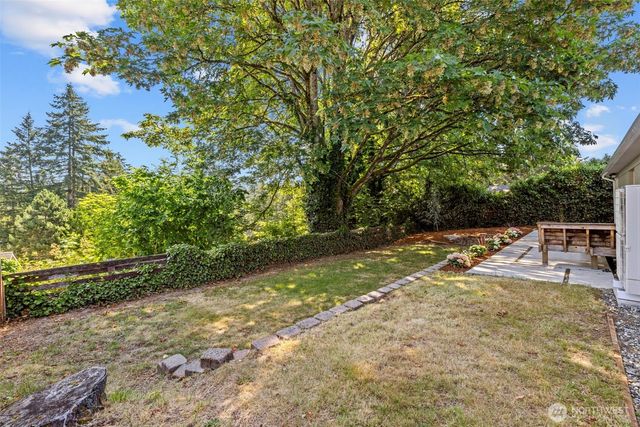 18218 Palatine Avenue N, Shoreline, WA 98133