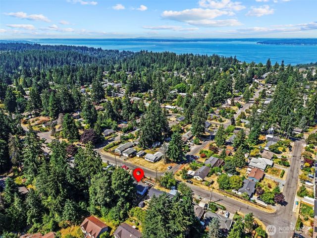 18218 Palatine Avenue N, Shoreline, WA 98133