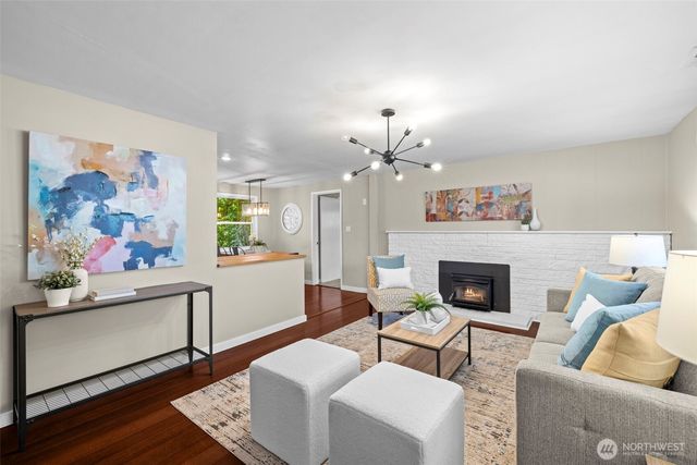 18218 Palatine Avenue N, Shoreline, WA 98133
