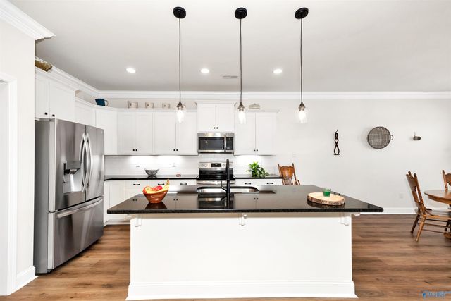 15709 Bees Street NW, Harvest, AL 35749