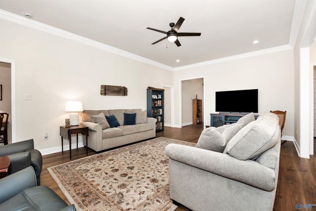 15709 Bees Street NW, Harvest, AL 35749