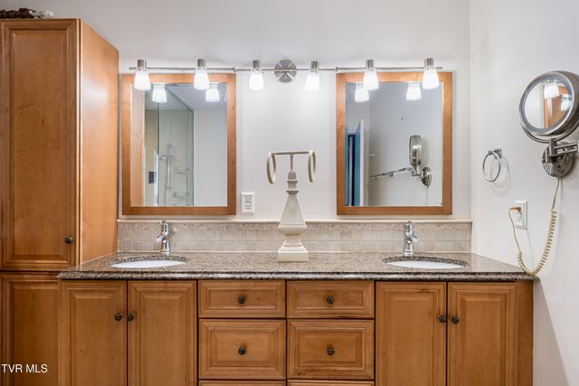 1309 Rocky Hollow Road, Jonesborough, TN 37659