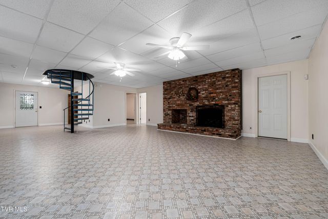 1309 Rocky Hollow Road, Jonesborough, TN 37659