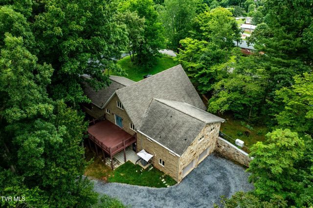 1309 Rocky Hollow Road, Jonesborough, TN 37659