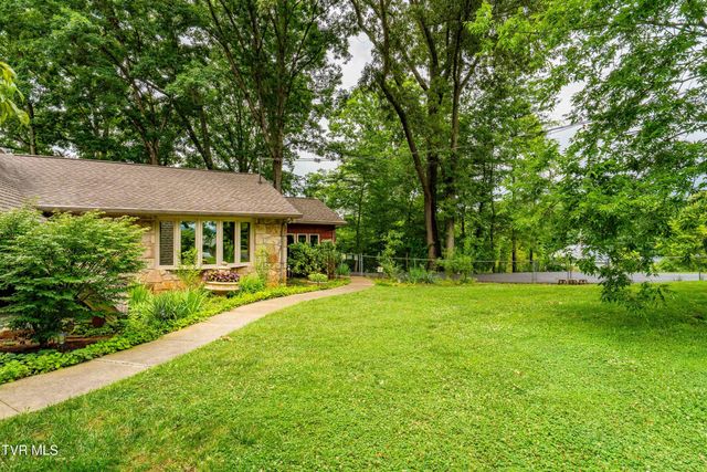 1309 Rocky Hollow Road, Jonesborough, TN 37659