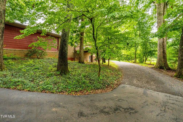1309 Rocky Hollow Road, Jonesborough, TN 37659