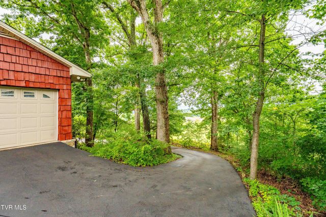 1309 Rocky Hollow Road, Jonesborough, TN 37659