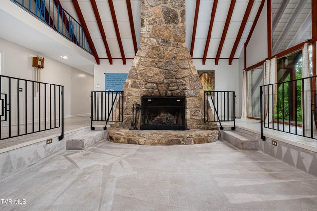 1309 Rocky Hollow Road, Jonesborough, TN 37659