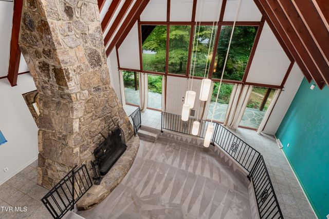 1309 Rocky Hollow Road, Jonesborough, TN 37659