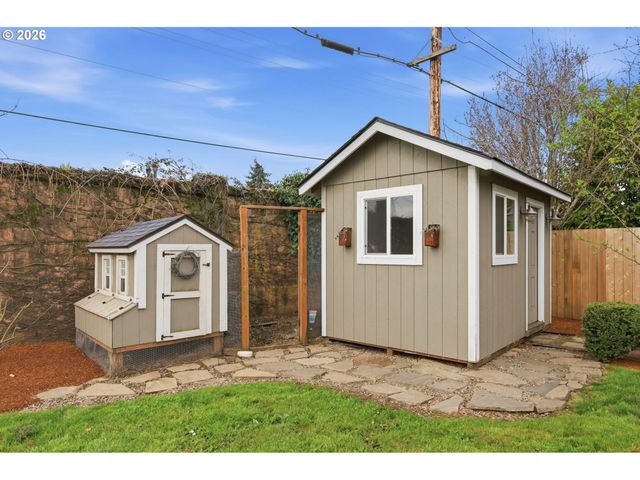 3179 WAYSIDE Loop, Springfield, OR 97477