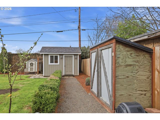 3179 WAYSIDE Loop, Springfield, OR 97477