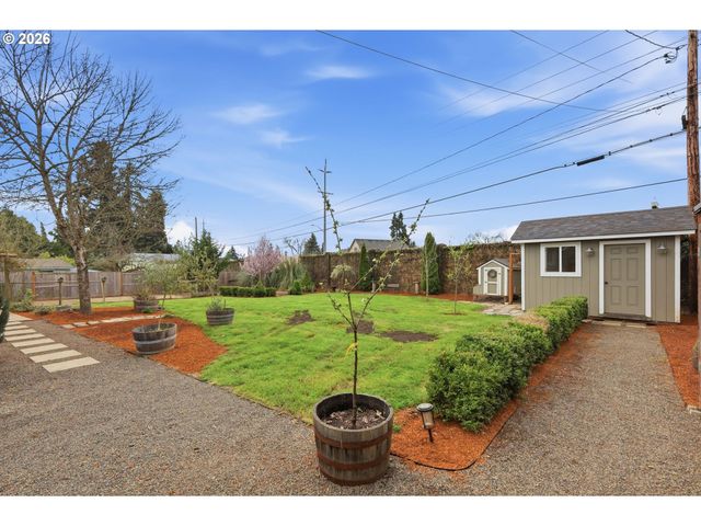 3179 WAYSIDE Loop, Springfield, OR 97477