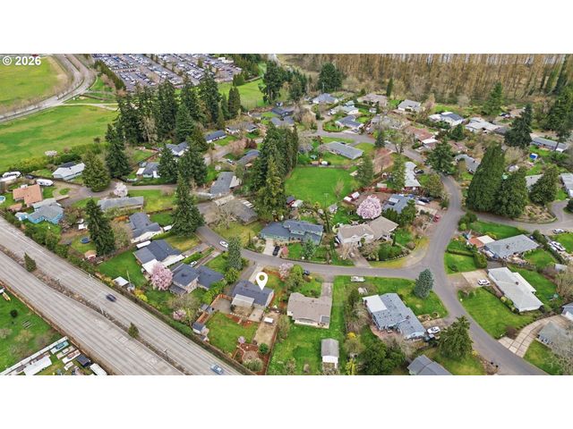 3179 WAYSIDE Loop, Springfield, OR 97477