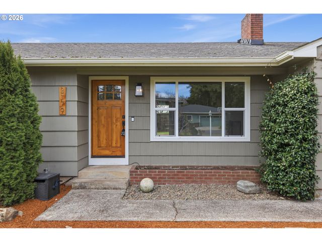 3179 WAYSIDE Loop, Springfield, OR 97477